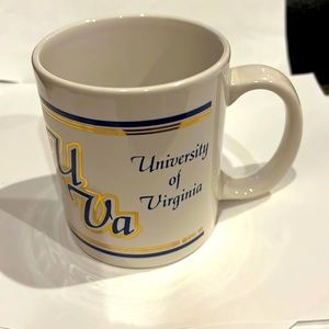 Vintage UVA coffee mug, 1989. University of Virginia, Rotunda.